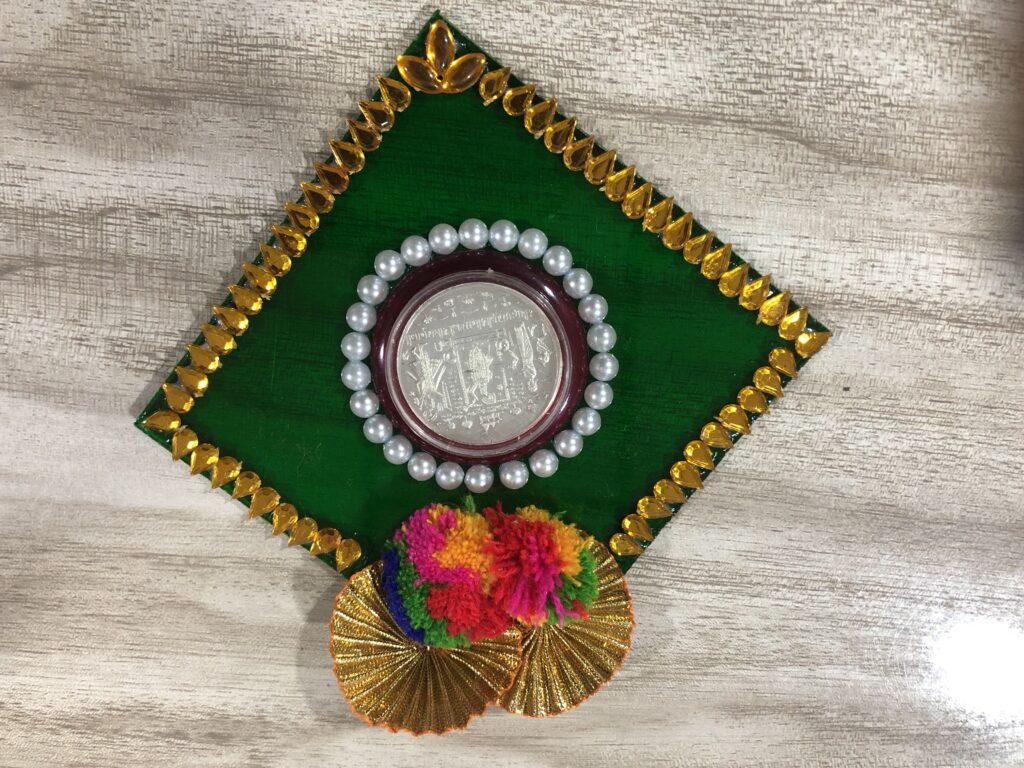 silver and gold coin