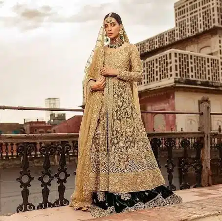 KALIDAR QUEEN IN THE HOUSE bridal outfit